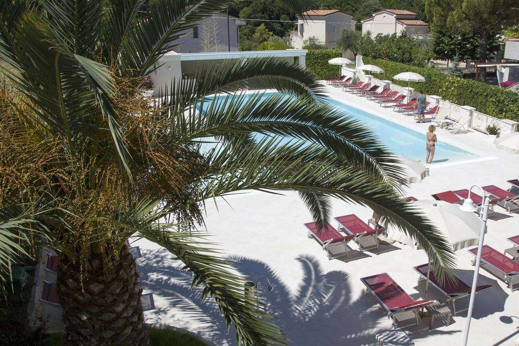 Hotel Giardino Suites And Spa - Numana Bekvämligheter bild